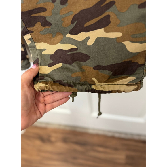 Women's Levi's Camouflage '94 Baggy Cargo Pants Size 25 - Picture 2 of 7